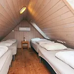 8 Person In Дом отдыха