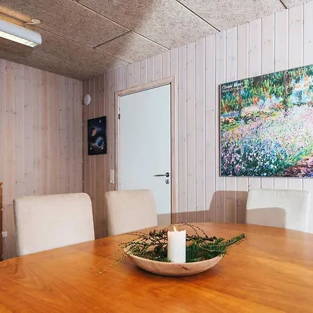 Holiday home 8 Person In *